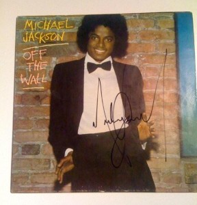 MICHAEL JACKSON AUTOGRAPH